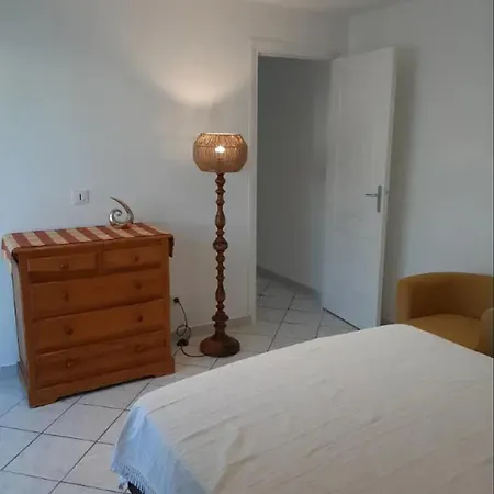 Confortable A Proximite De La 45 M²
